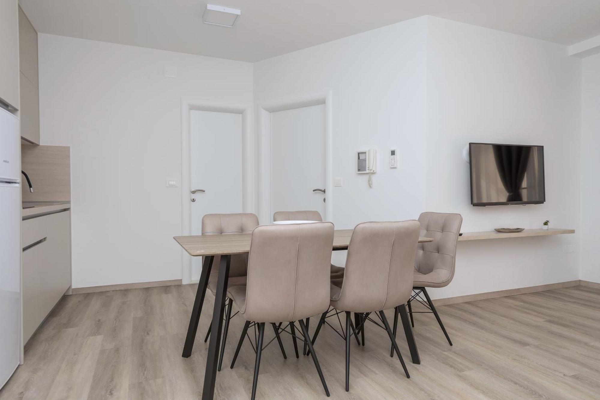 By The Sea - 19134 Apartment Makarska